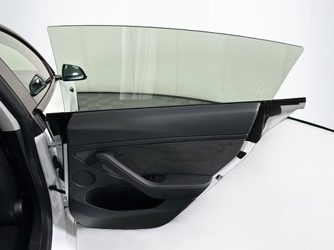 Used 2023 Tesla Model 3 Standard Range RWD image 28