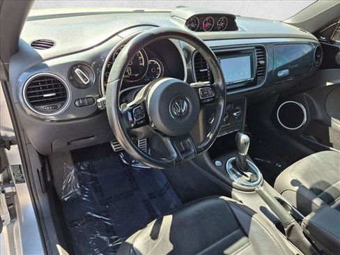 Used 2013 Volkswagen Beetle 2.0T FWD image 10