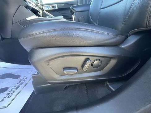 Certified 2023 Ford Explorer Limited w/ Equipment Group 301A image 12