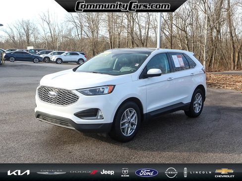 Used 2023 Ford Edge SEL w/ Convenience Package image 2
