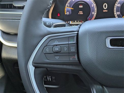 New 2025 Jeep Grand Cherokee Altitude image 25