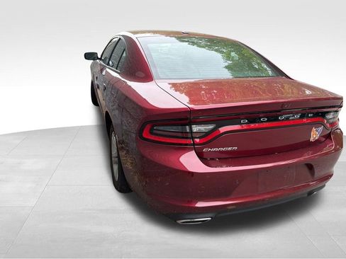 Used 2021 Dodge Charger SXT RWD image 8