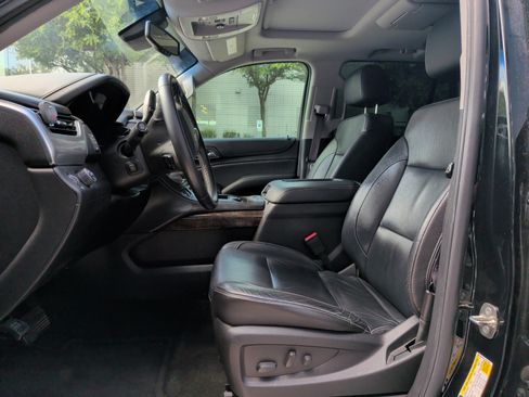 Used 2016 Chevrolet Tahoe LT RWD image 16
