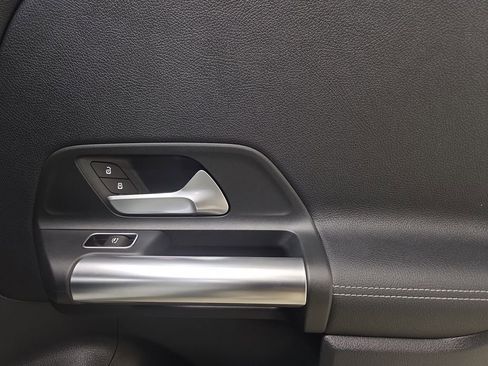 Used 2021 Mercedes-Benz GLA 250 GLA 250 image 27