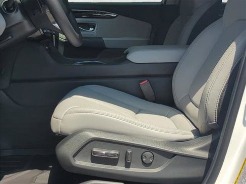 Used 2025 Honda Pilot EX-L image 18