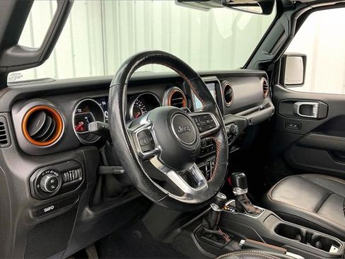 Used 2020 Jeep Gladiator Mojave image 16