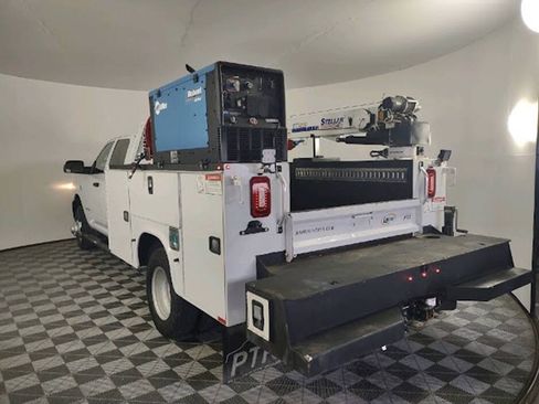 Used 2022 RAM 3500 Tradesman w/ Max Tow Package AWD/4WD image 8