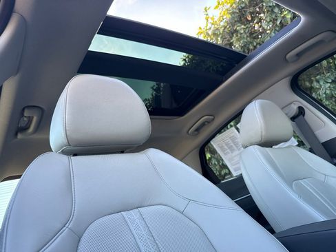 Used 2020 Hyundai Sonata Limited w/ Cargo Package image 17