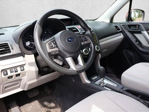 Used 2018 Subaru Forester 2.5i Premium AWD/4WD image 12