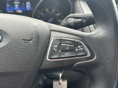 Used 2016 Ford Focus SE w/ Exterior Protection Package image 23