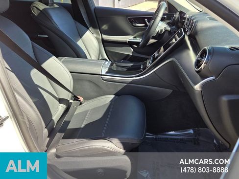 Used 2025 Mercedes-Benz C 300 Sedan image 16