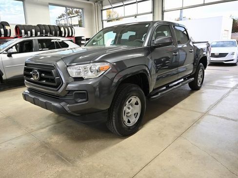 Used 2023 Toyota Tacoma SR image 9