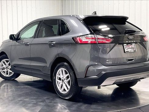 Used 2024 Ford Edge SEL AWD/4WD image 12