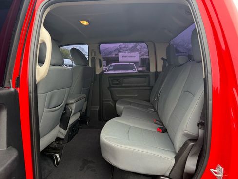 Used 2013 RAM 2500 Tradesman w/ Chrome Appearance Group AWD/4WD image 33