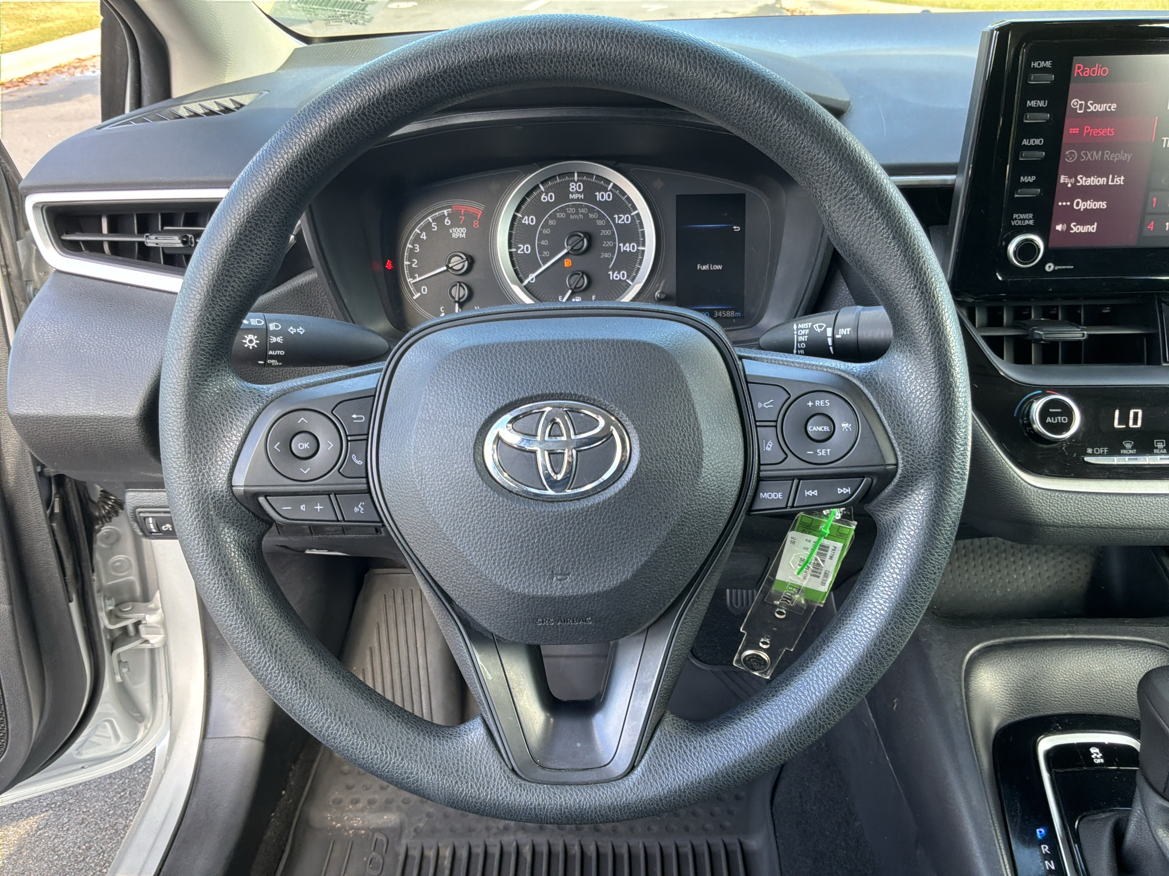 Used 2022 Toyota Corolla LE FWD image 18