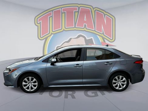 Used 2023 Toyota Corolla LE w/ Carpet Mat Package (TMS) FWD image 3
