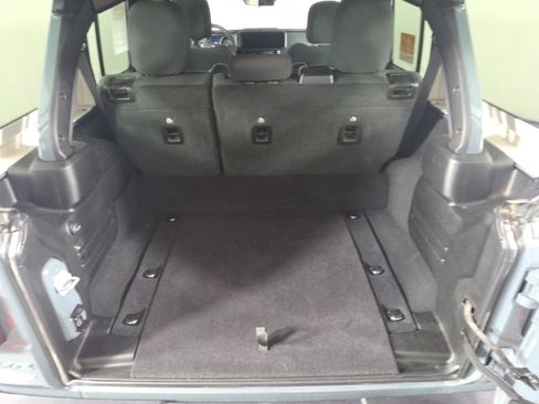 Used 2025 Jeep Wrangler Unlimited Rubicon 4xe w/ Safety Group AWD/4WD image 40