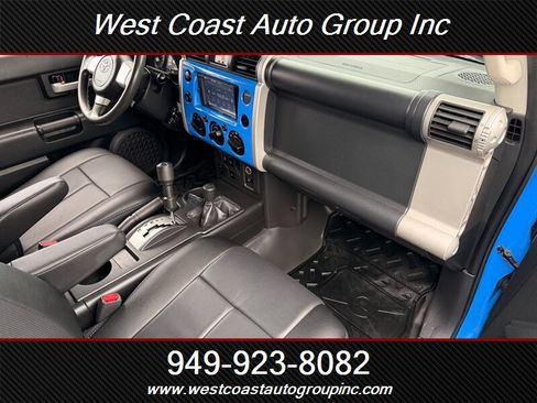 Used 2007 Toyota FJ Cruiser 4WD image 7