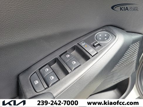 New 2026 Kia Seltos S FWD image 20