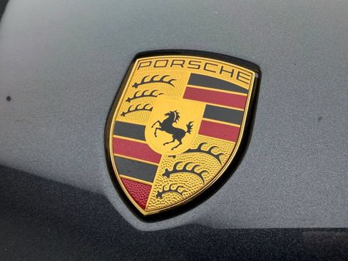 Certified 2026 Porsche Macan AWD/4WD image 21
