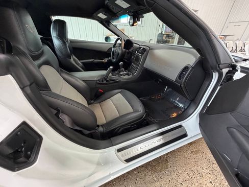 Used 2012 Chevrolet Corvette Convertible w/ 4LT Preferred Equipment Group RWD image 35