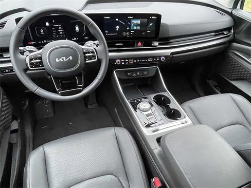 New 2026 Kia Carnival SX Prestige image 2