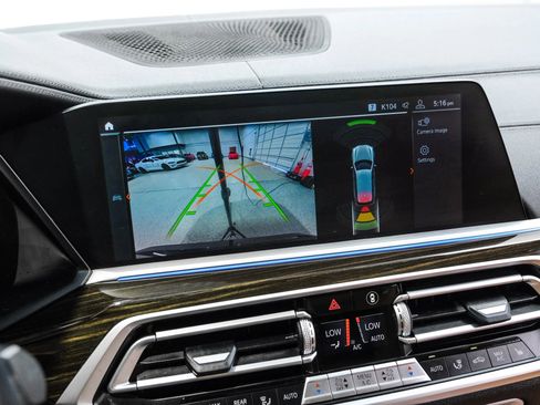 Used 2019 BMW X7 xDrive40i w/ Cold Weather Package AWD/4WD image 28