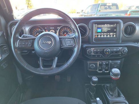 Used 2021 Jeep Wrangler Unlimited Sport image 16