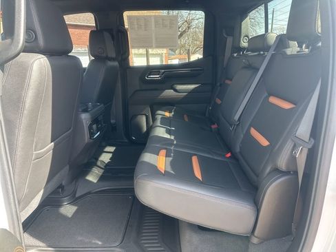 Used 2023 GMC Sierra 1500 AT4 w/ AT4 Premium Package image 19