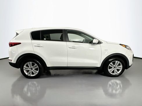 Used 2018 Kia Sportage LX image 4