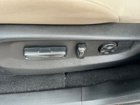 Used 2019 Honda CR-V EX image 19