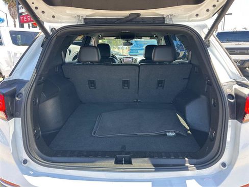 Used 2022 Chevrolet Equinox RS w/ Infotainment Package FWD image 36