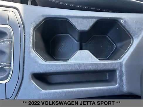 Used 2022 Volkswagen Jetta Sport image 30