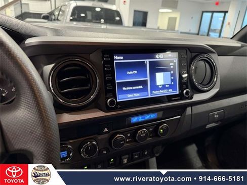Used 2021 Toyota Tacoma TRD Sport w/ Technology Package image 18