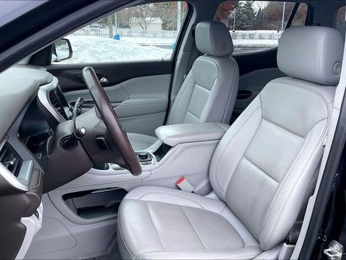 Used 2022 GMC Acadia SLT image 25