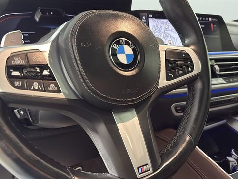 Used 2022 BMW X6 xDrive40i w/ Executive Package image 40