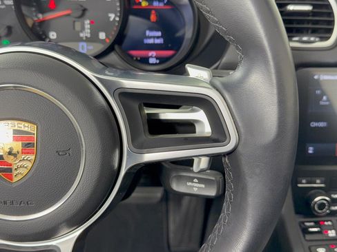 Certified 2025 Porsche 718 Boxster RWD image 19