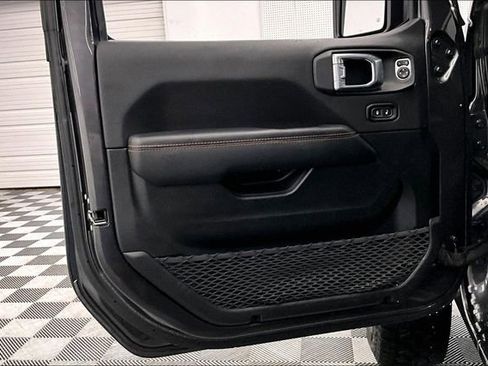 Used 2022 Jeep Gladiator Mojave w/ LED Lighting Group AWD/4WD image 21