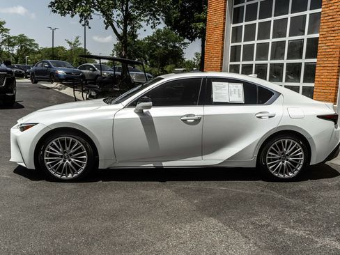Used 2024 Lexus IS 300 F Sport AWD/4WD image 40
