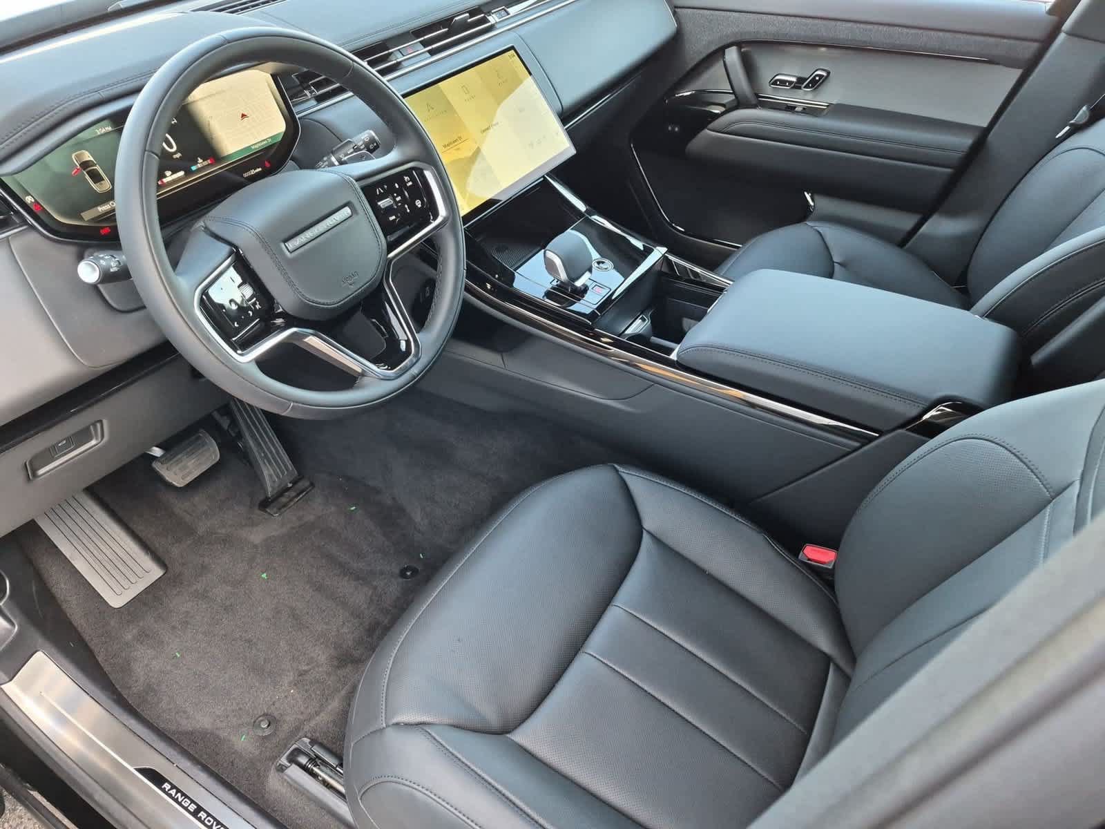 New 2027 Land Rover Range Rover Sport SE AWD/4WD image 2