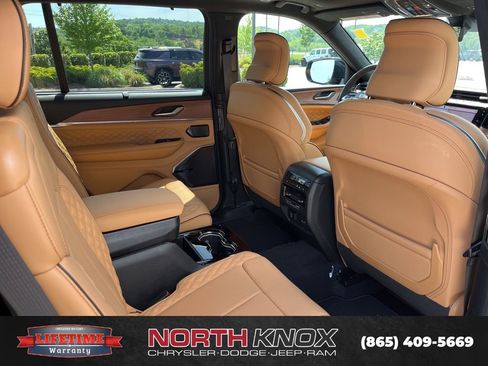 New 2026 Jeep Grand Cherokee L Summit AWD/4WD image 29