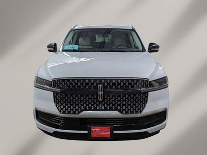 New 2025 Lincoln Navigator L Reserve