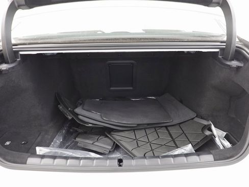 Certified 2025 BMW 740i xDrive 740i xDrive w/ Premium Package image 19