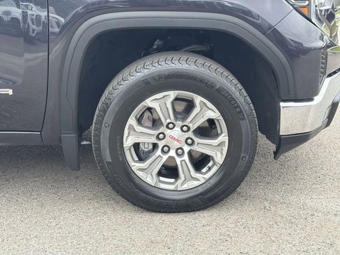 Used 2025 GMC Sierra 1500 SLT AWD/4WD image 36