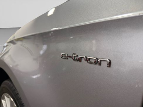 Used 2016 Audi A3 e-tron Premium Plus FWD image 40