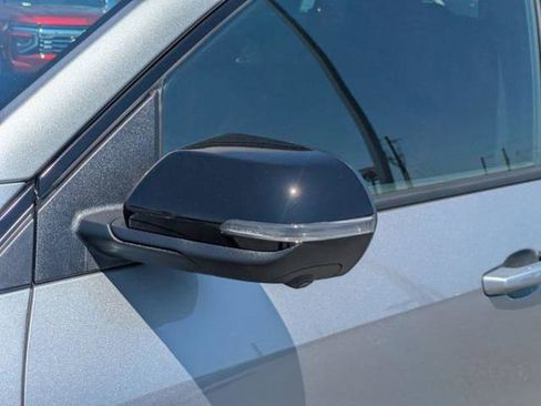 New 2026 Chevrolet Traverse RS w/ LPO, Floor Liner Package FWD image 13