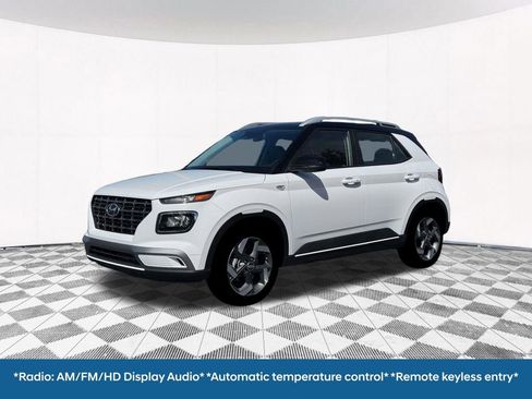 New 2026 Hyundai Venue SEL image 2