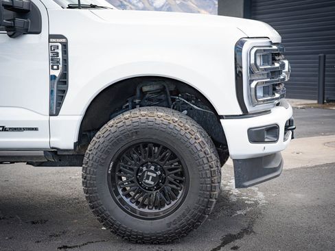 Used 2025 Ford F350 King Ranch AWD/4WD image 4