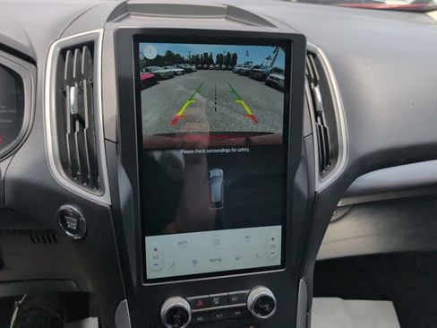 Certified 2024 Ford Edge SEL AWD/4WD image 17