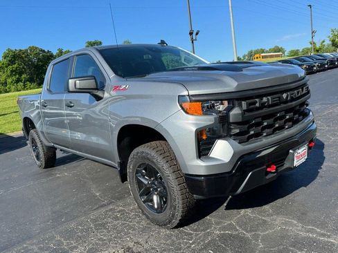 New 2026 Chevrolet Silverado 1500 Custom Trail Boss AWD/4WD image 2